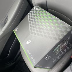 Xbox Series X 1tb + SteelSeries Wireless Headset 