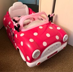 Disney Minnie Mouse Kids Ride-On Car