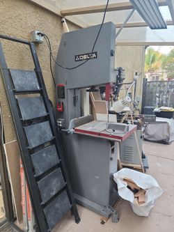 band saw  delta