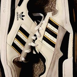 Men's Adidas Forum Size 8 $30