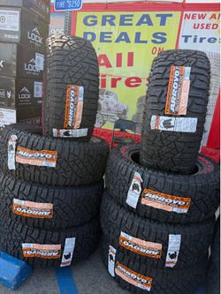 🚨🚘vendo set de llantas Lt 35x12.50 20 arroyo R/T tires