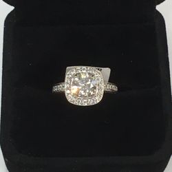 18k Diamond Ring