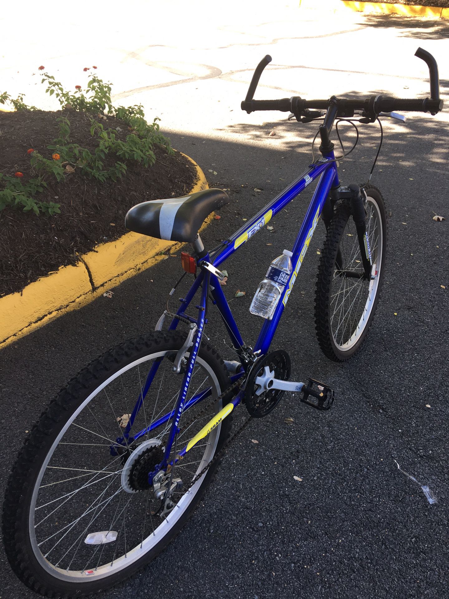 Mountain bike - GREAT WORKING CONDITION