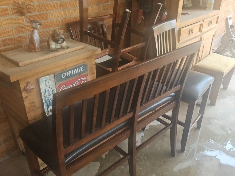 Dinning Table