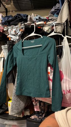 XS shirt