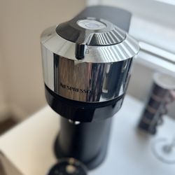 Nespresso Vertuo Coffee Machine 