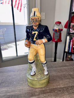 Vintage 1980 Casa Vento Football Player Ceramic Wine Bottle / Decanter - #7 Italy