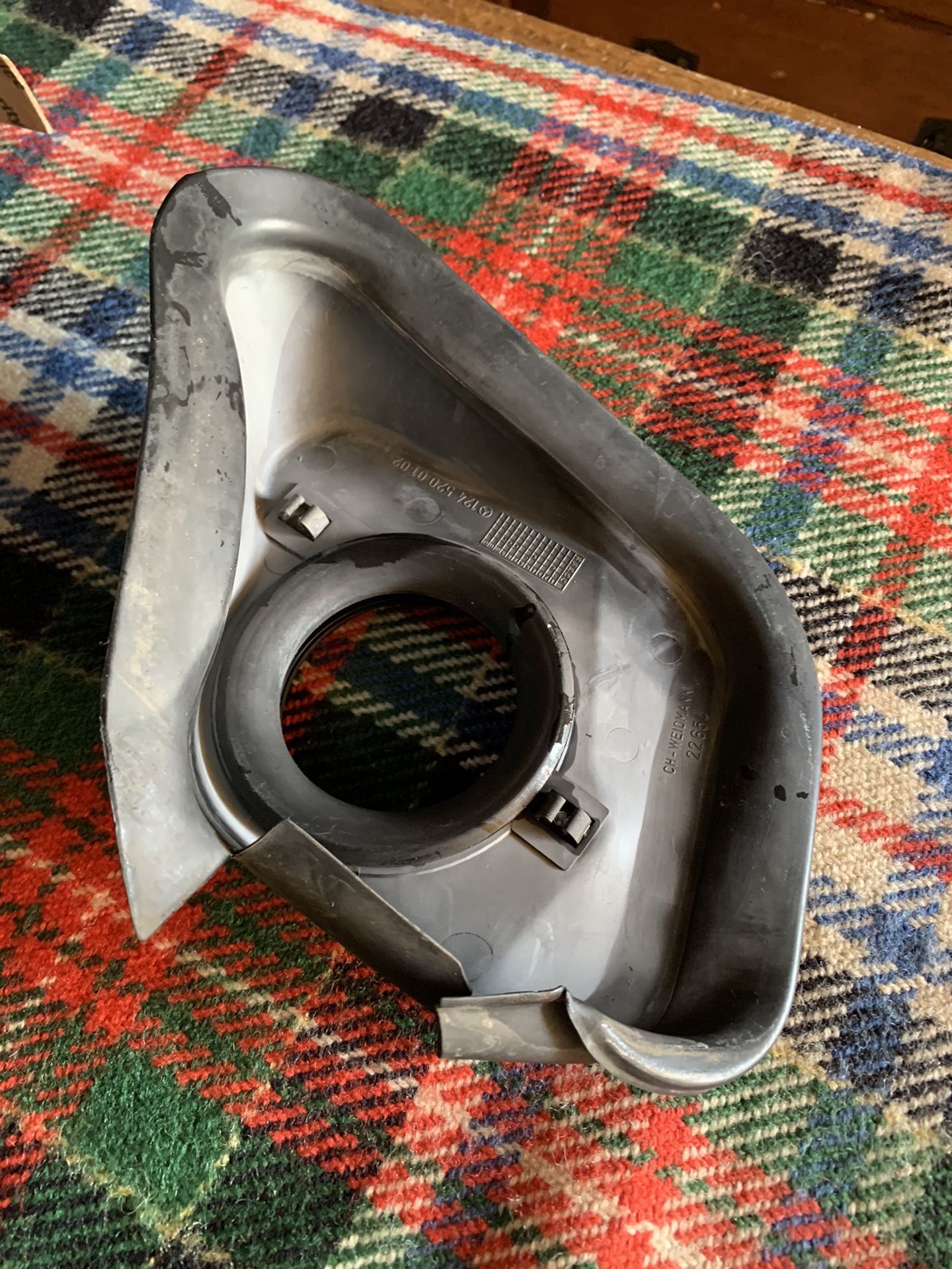 Mercedes W124 300D Turbo And E300 Diesel Air Intake Bracket