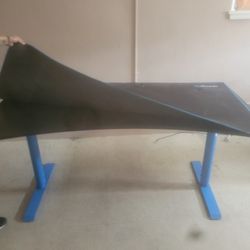 Gaming Table For Sell 