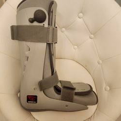 Walker Boots Aircast Lot Of 3