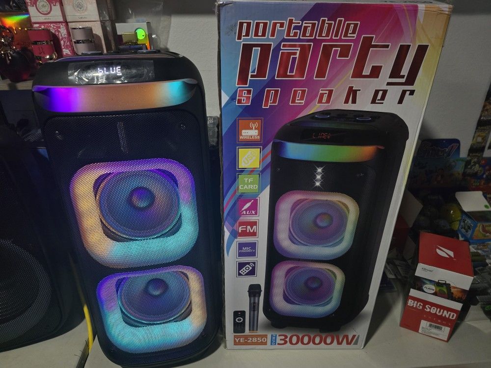 Great Sound π Portable Bluetooth Speaker π Microphone π€ Remote Control π