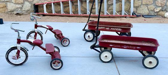 Radio flyer tricycles wagons