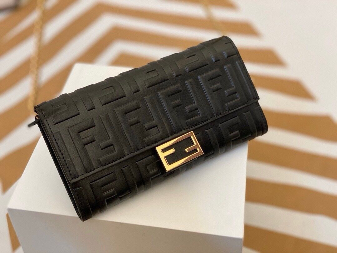 Fendi Women’s Wallet With Box 2024
