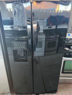 Kenmore Elite~📣📣🔥Like New Black Side-by-Side Refrigerator