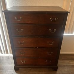 Solid Wood Cherry 5-Drawer Dresser – Tall Chest, Great Condition