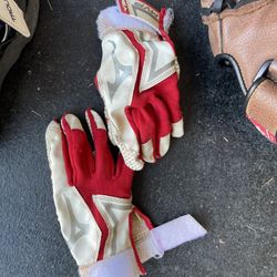 Mizuno Youth Small Baseball Gloves 