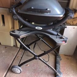 Weber Q 1400 Electric Grill 