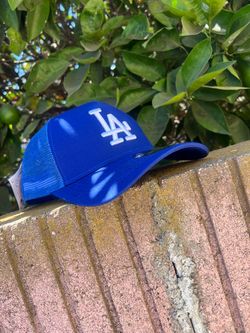 LOS ANGELES DODGERS TRUCKER HAT