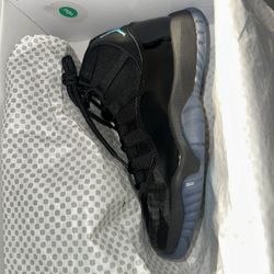 Size 9 And 9.5  For Sale