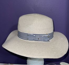 Sombrero de dama/ Women’s hat