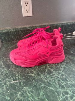 👟 Women’s Pink Shoes – Size 38 – $15.00 Firm i am a 61/2 and they fit me you can try on