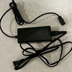 Anker Charger AC Adapter Power Supply Model FJ-SW1205000D 12V 5A