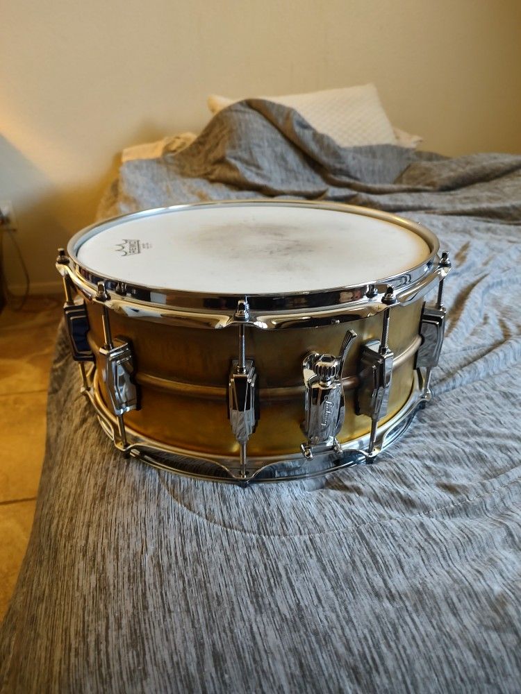Ludwig Raw Brass Snare Drum 14 X 6.5 Brand New Condition
