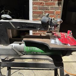 Scroll Saw Hitachi CW40