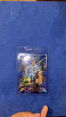 Silver Prizm / Shimmer parallel-Nica Paz