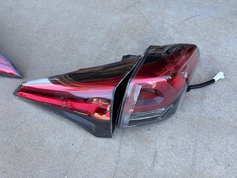 Complete new tail light for Toyota RAV 2016/2018