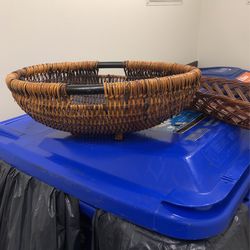 2 Baskets 10.00