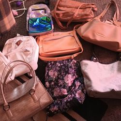 Purses Good Condition Different Sizes And Different Colors $3.00 Each Or All For $20.00