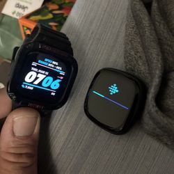 Fitbit Versa 4