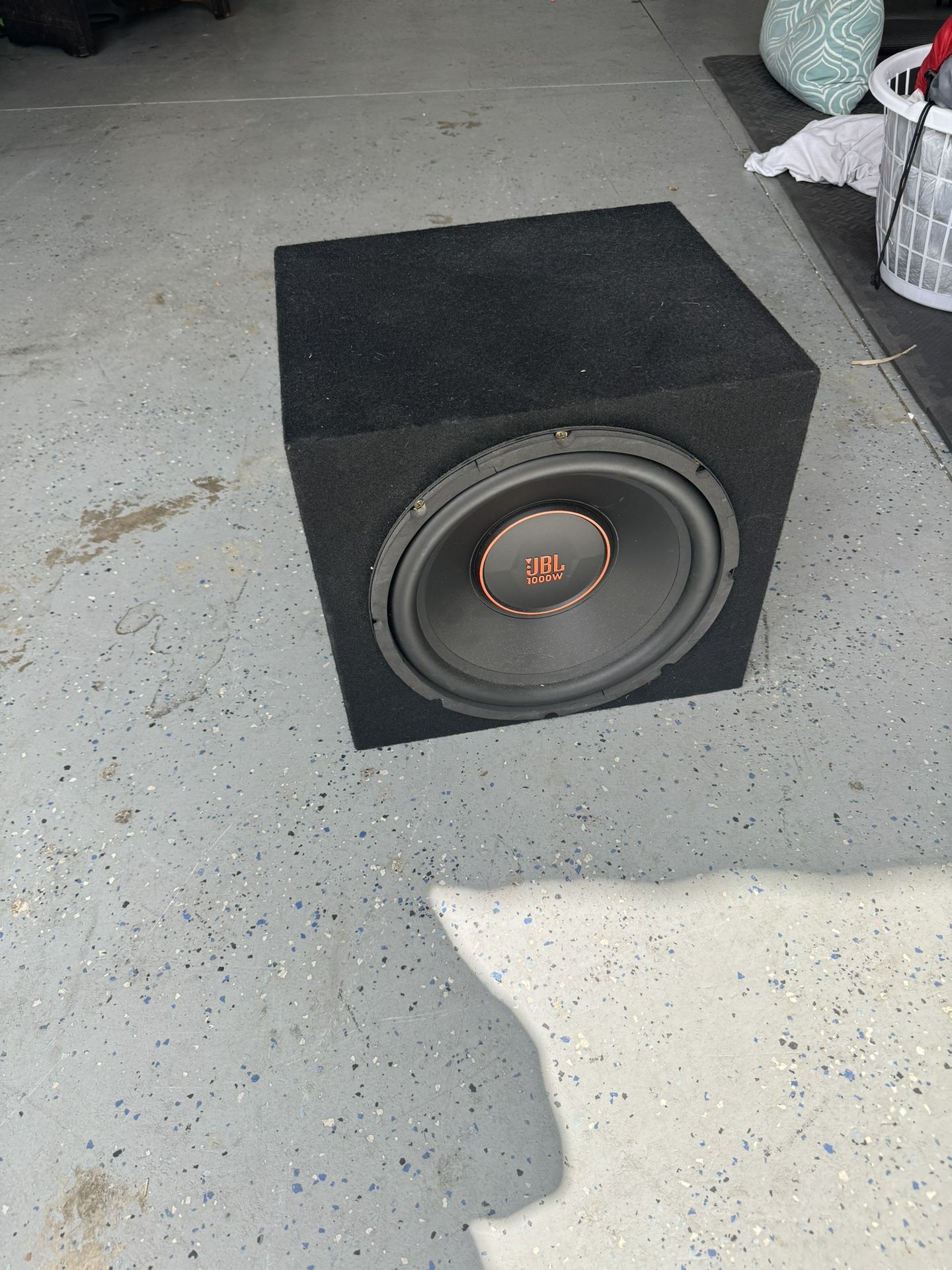 JBL 12” Subwoofer For Car 1000w Max 250w RMS (Enclosure Included)