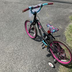 Girls. Monster High Bike