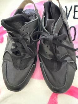 Nike black