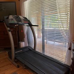 Treadmill 