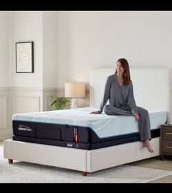 Queen Size Mattress TempurPedic Adapt  Medium Contour Technology Premium Comfort Factory Fresh & Sealed in Plastic Same Day Delivery