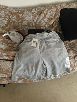 Nike shorts sizes 2x & 4x