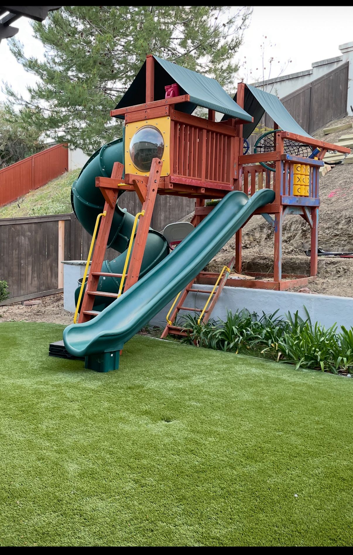 Gorilla Brand Swing Set