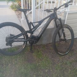 Specialized Turbo Levo 