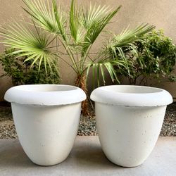 Set of 2 Large White Concrete Planters