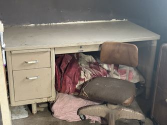 Desk And Chair