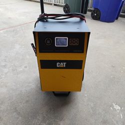 CAT CBC40EW battery Charger