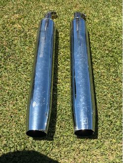 Harley Davidson slip on mufflers