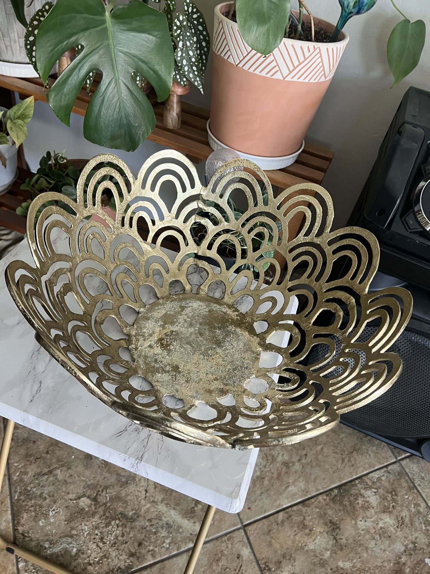 Large Gold Metal Modern Decor