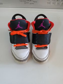 boy's jordans