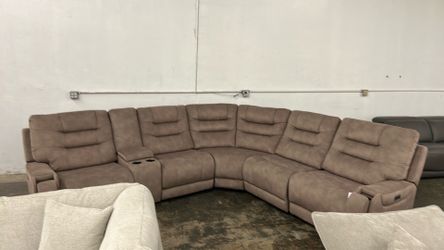 Sectional Sofa - Delivery/Financing Available