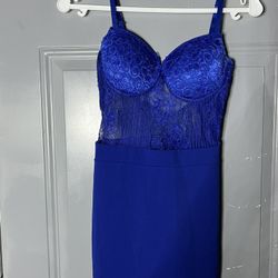 Blue Dress 