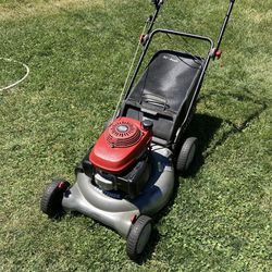 Craftsman Lawn Mower With 5.5 Hp Honda GCV160 